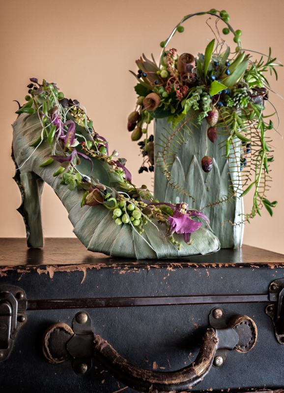 Designing Botanical Shoes and Purses with Fran oise Weeks